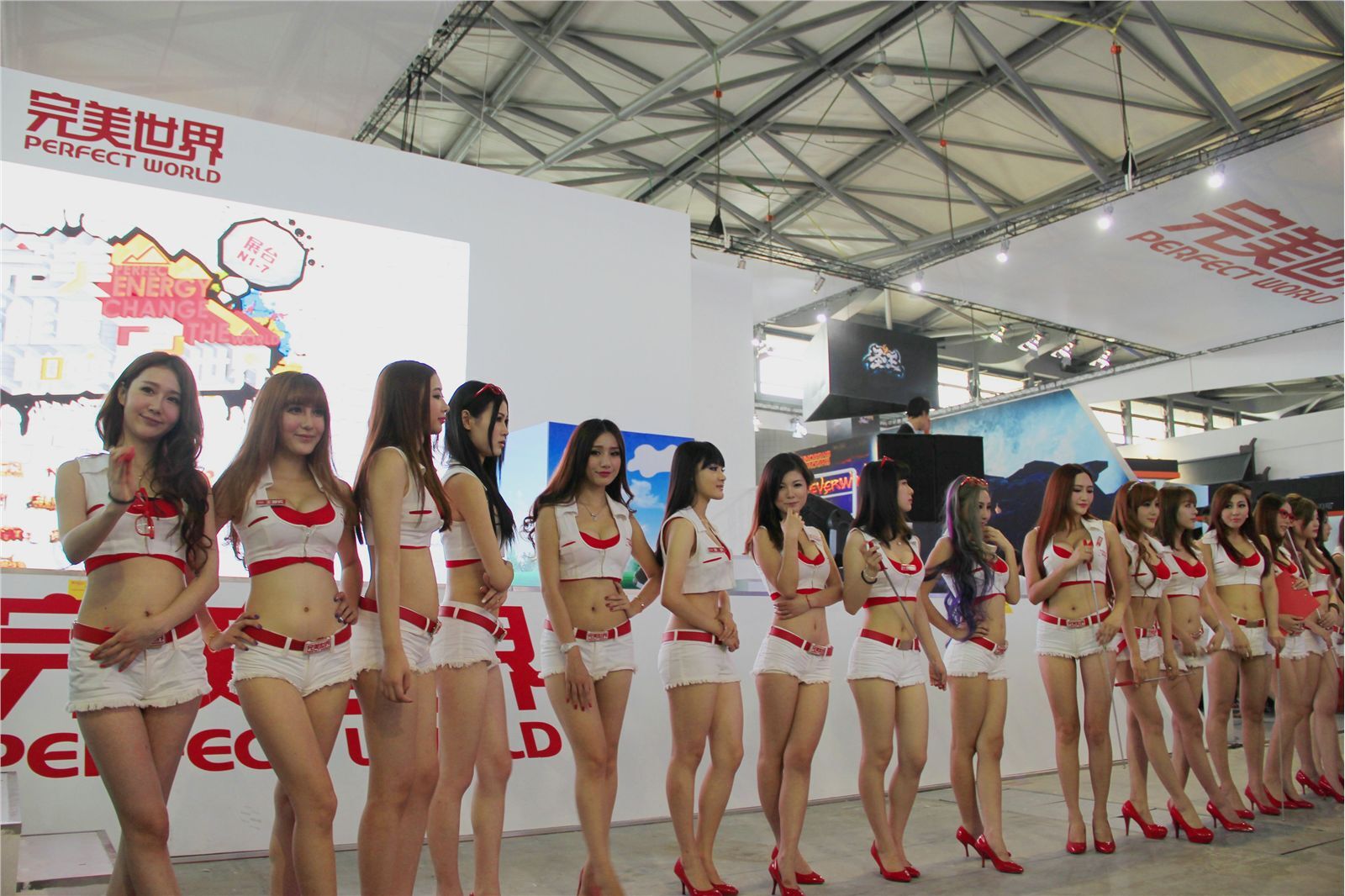 [online collection] the first day of the 11th Shanghai ChinaJoy 2013